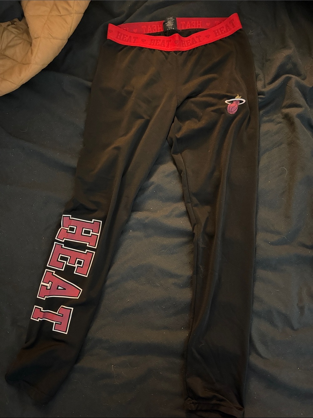 Women’s Miami Heat leggings